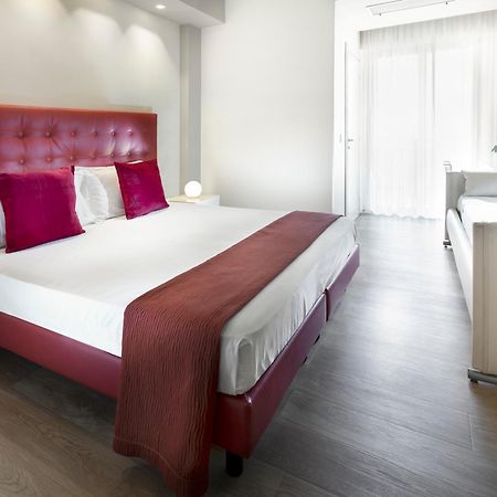 Hotel 2000 Riccione Kültér fotó