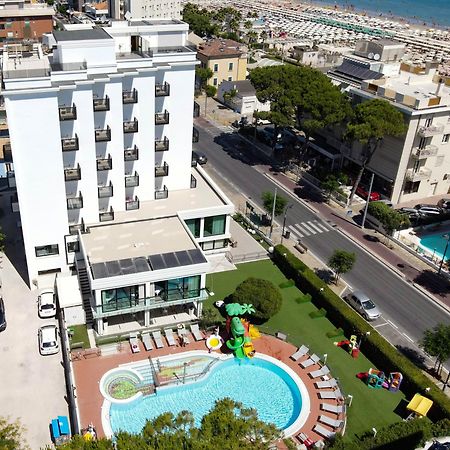 Hotel 2000 Riccione Kültér fotó
