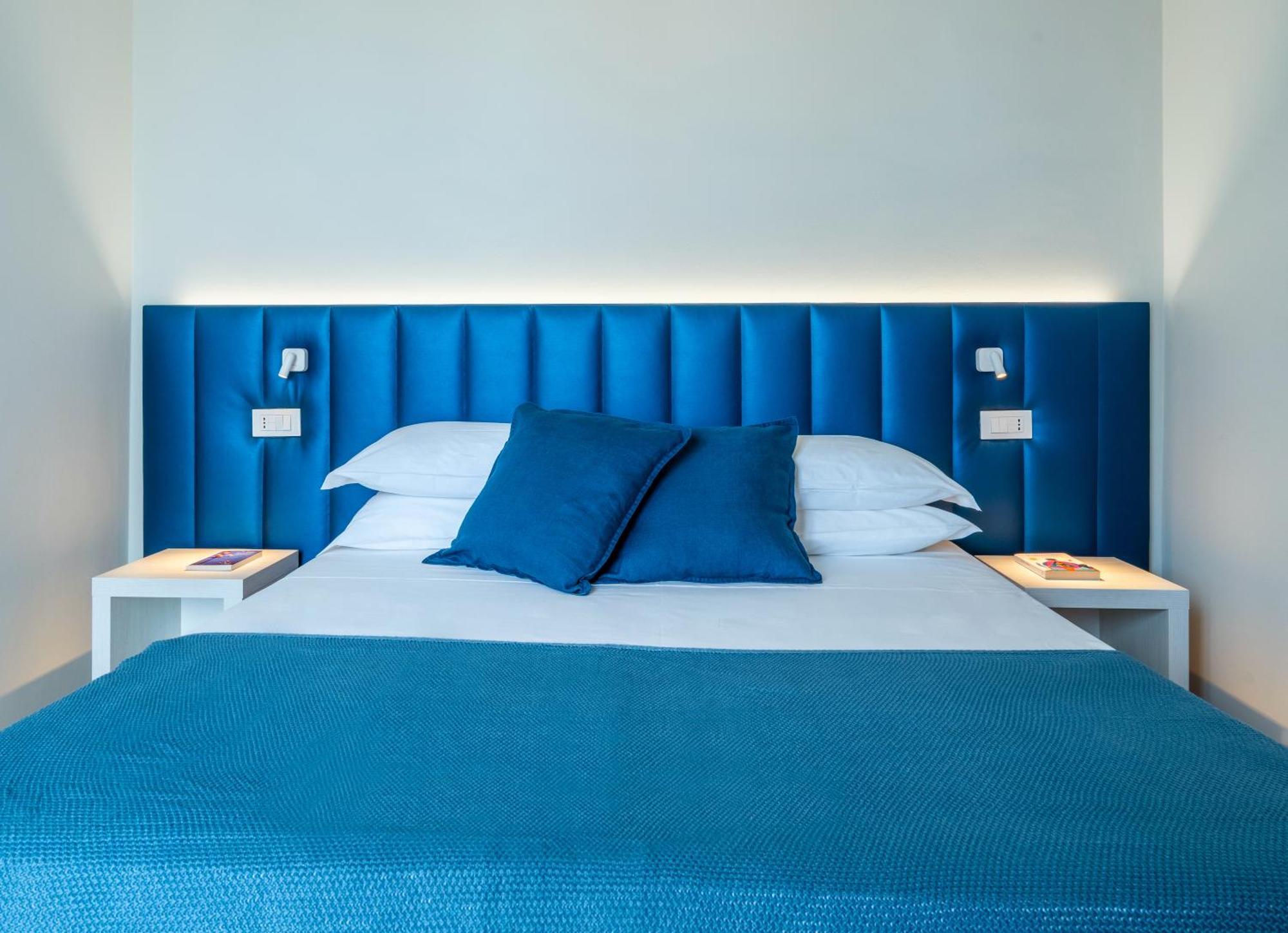 Hotel 2000 Riccione Kültér fotó