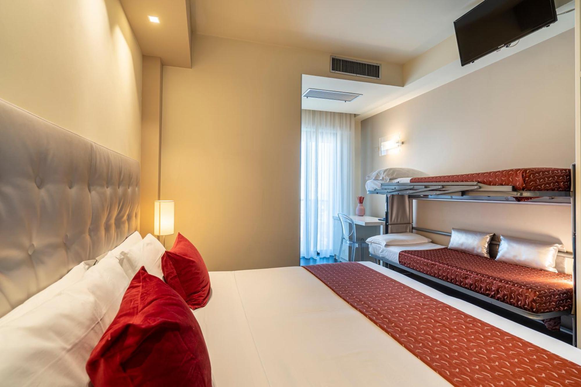 Hotel 2000 Riccione Kültér fotó