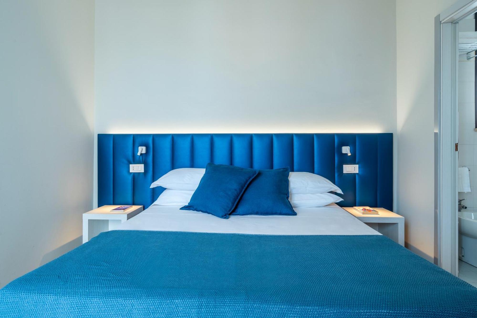Hotel 2000 Riccione Kültér fotó