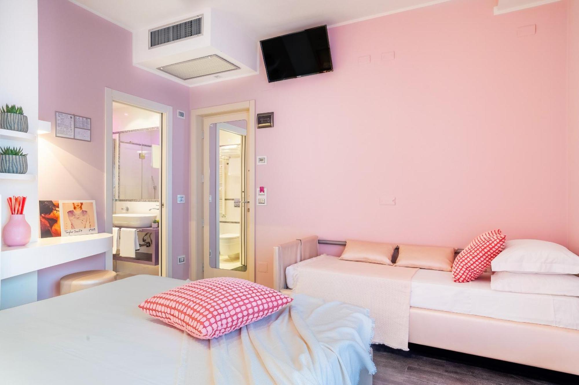 Hotel 2000 Riccione Kültér fotó