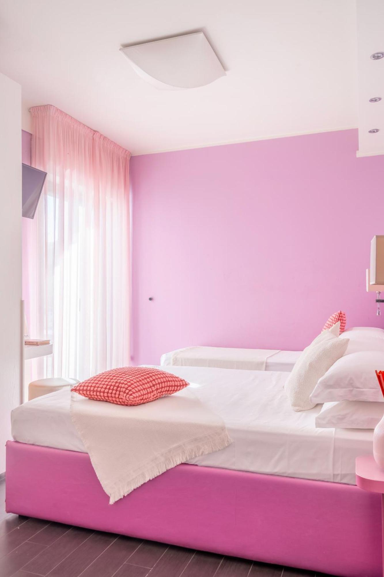 Hotel 2000 Riccione Kültér fotó